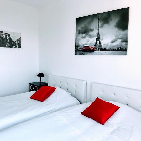 Eiffel Tower Penthouse Apartment Paris Ngoại thất bức ảnh
