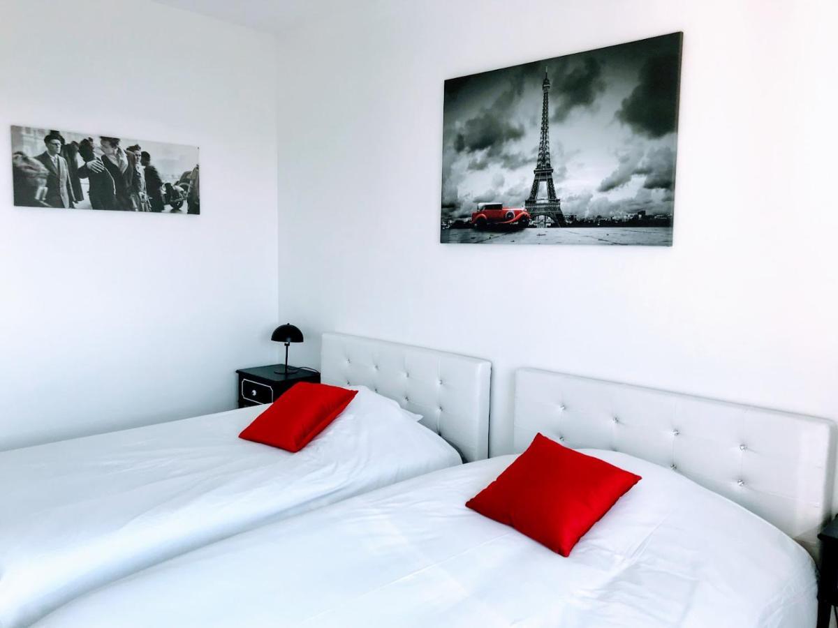 Eiffel Tower Penthouse Apartment Paris Ngoại thất bức ảnh